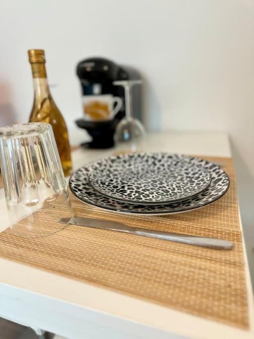 Superbe Appartement Tres Calme Et Confortable 兰斯 外观 照片